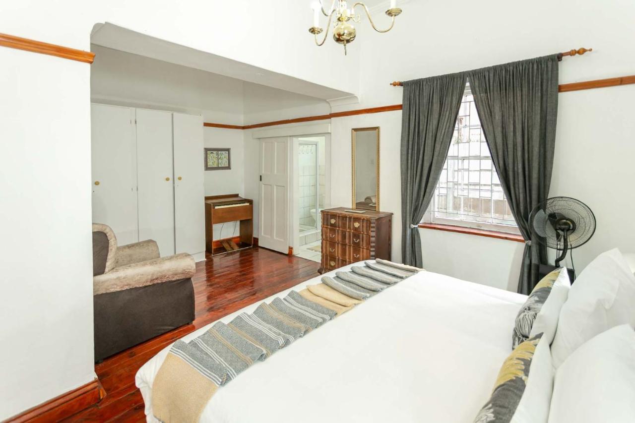 Ravenscliff Villa Oudtshoorn Esterno foto