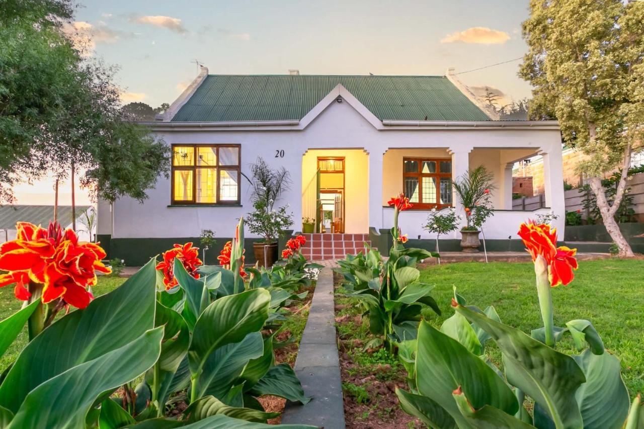 Ravenscliff Villa Oudtshoorn Esterno foto